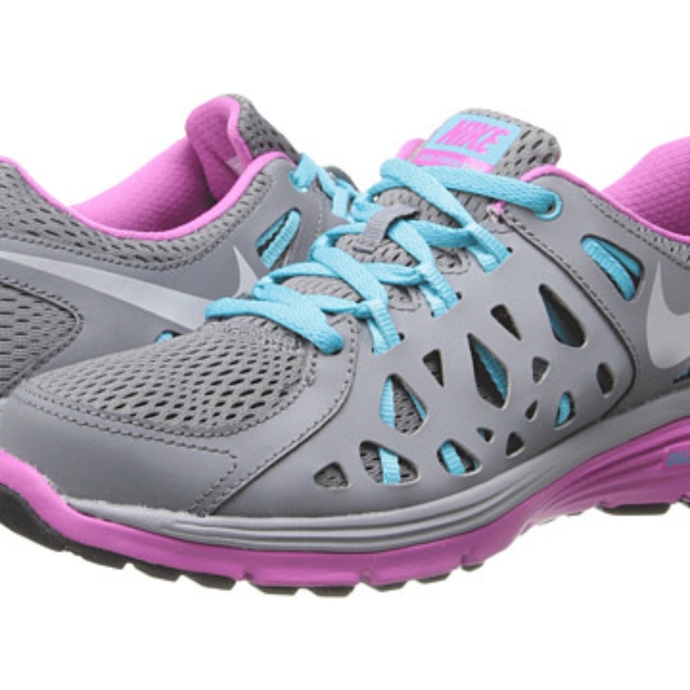 Nike Dual Fusion Run 2 size 8.